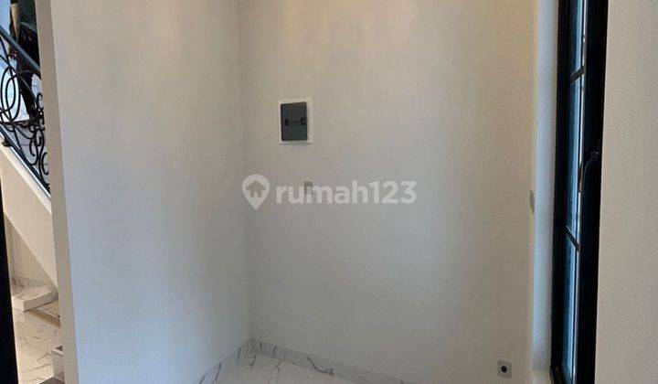 Dijual 1 Rumah Siap Huni 2bln Di Meruya Utara Jakbar 2