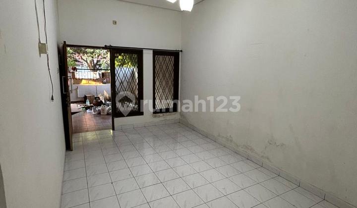 Dijual Rumah Depan Taman Kalideres Jakarta Barat