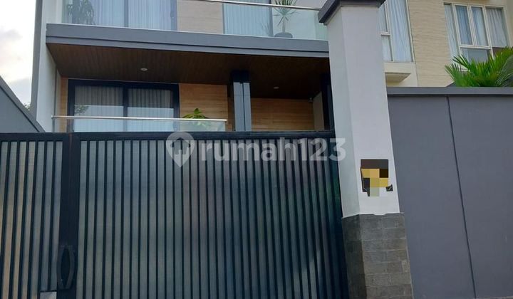 Dijual Rumah Mewah Fully Furnish Jalan Panjang Jakarta Barat 1
