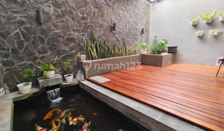 Rumah 3 Lantai Siap Huni 1