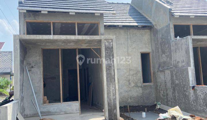 Rumah Cluster di Colomadu 2 Menit Ke Auri Dan Bandara 2