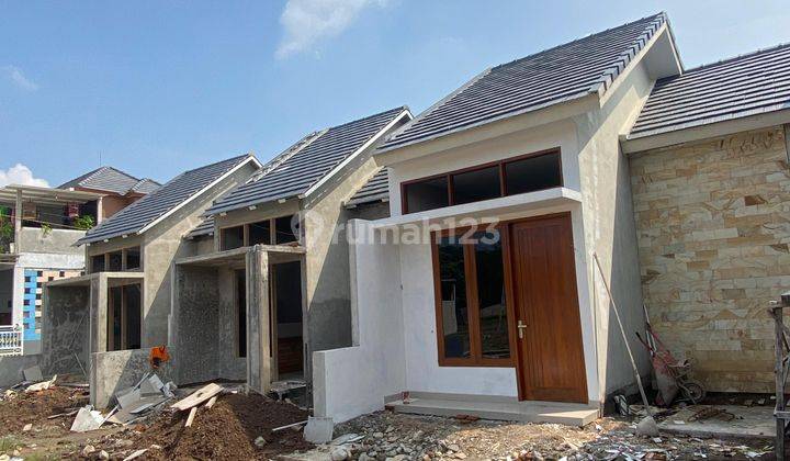 Rumah Minimalis di Colomadu Dekat Kota Solo Dan Auri 1