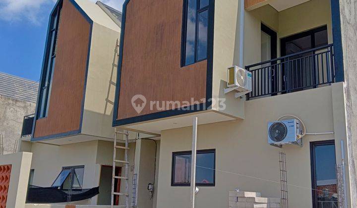 Rumah 2 Lantai Dekat Dengan Rumah Pensiunan Pak Jokowi Solo 2