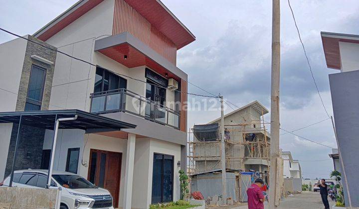 Dijual Rumah 2 Lantai Dekat Hotel Alana Solo Tinggal 1 Unit  1