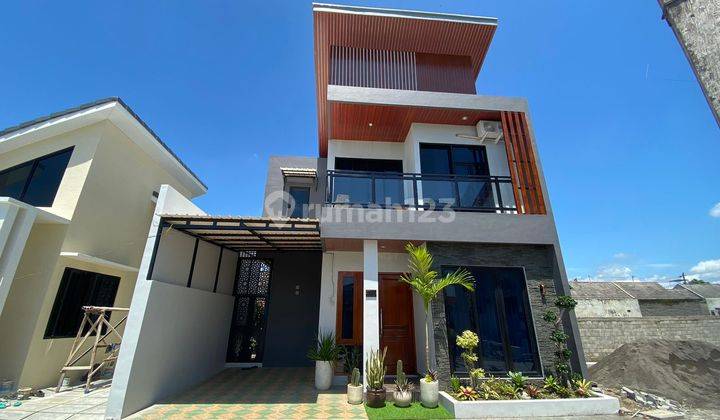 Dijual Rumah 2 Lantai Dekat Hotel Alana Solo Tinggal 1 Unit  2