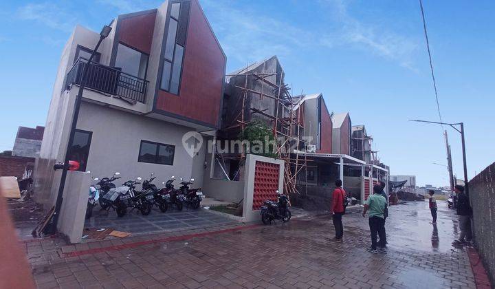 Rumah Solo 2 Lantai Dekat Ums Dan Rumah Pak Jokowi 2