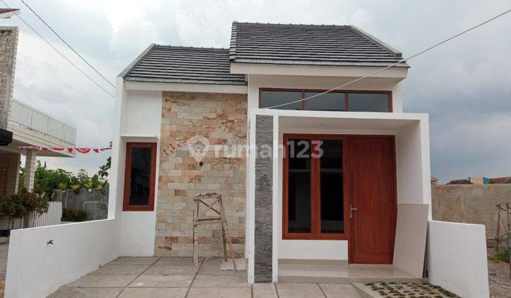 Rumah 1 Lantai 300 Jt an Colomadu Dekat Rs Uari 1