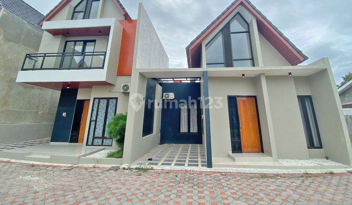 Rumah Colomadu 2 Lantai Dekat Solo Kota Dan Hotel Alana Solo 1