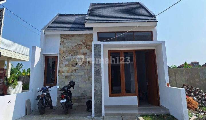 Rumah Modern Colomadu Dekat Rs Auri Dan Bandara 2