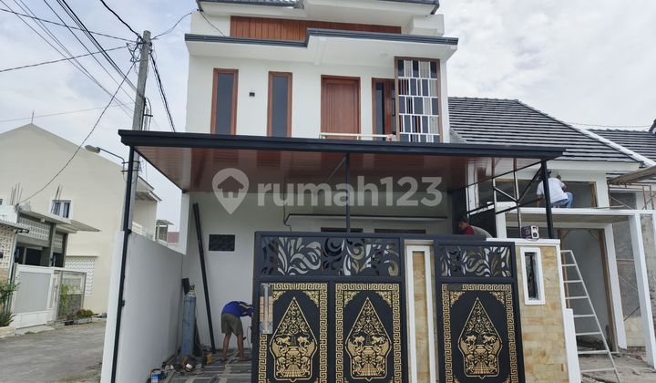 Jual rumah 600 jt-an 2 Lantai Colomadu dekat RS AURI 2