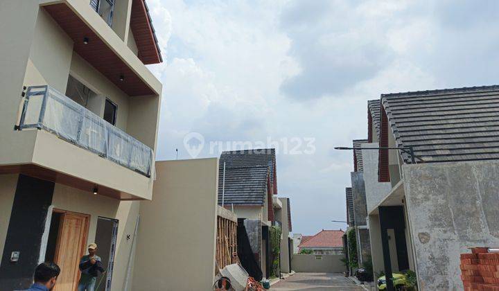 Rumah 2 Lantai Solo Barat Dekat Hotel Alana Solo 2 Lantai  2