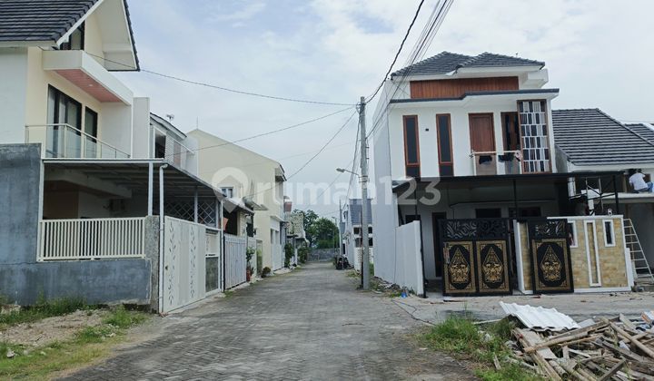 Jual rumah 600 jt-an 2 Lantai Colomadu dekat RS AURI 1