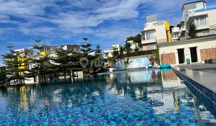 Vila Mewah Nyaman Strategis fasilitas LKP view kota Bandung SHM 16
