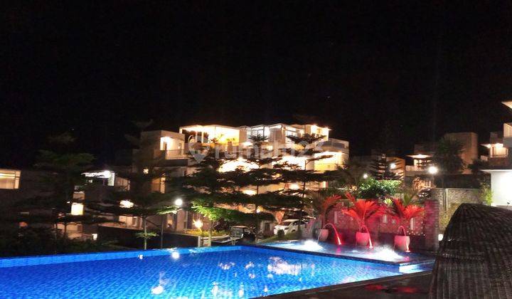 Vila Mewah Nyaman Strategis fasilitas LKP view kota Bandung SHM 19