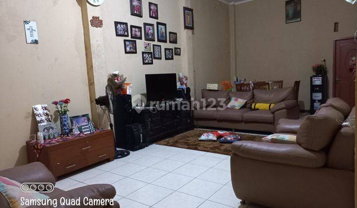 Rumah Murah 1 lt dengan gaya Minimalis Modern 2