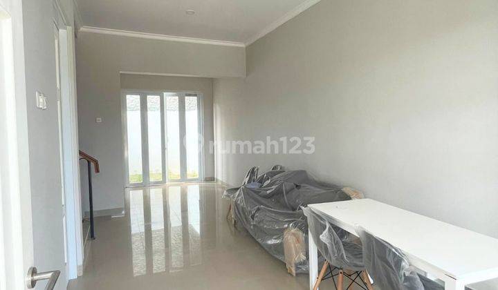 Rumah 2 Lantai Baru Unfurnished SHM Bisa Kpr Tanpa Dp Di Jakarta 2