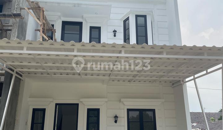 Rumah Bagus Unfurnished SHM Lokasi Strategis di Jakarta timur