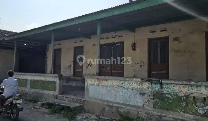 Dijual Cepat Gudang Bonus Rumah Joglo 2 Muka di Pusat Solo Baru 2