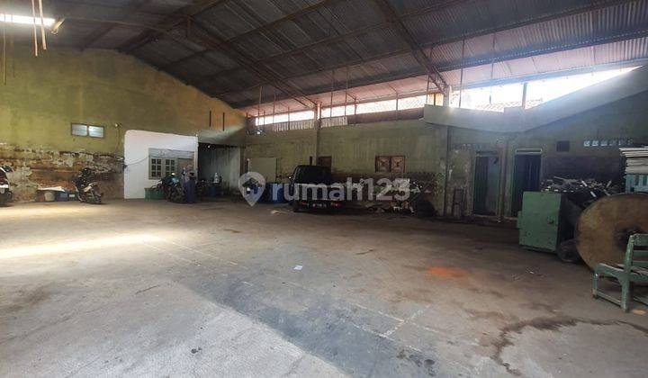 Dijual Cepat Gudang Bonus Rumah Joglo 2 Muka di Pusat Solo Baru 2