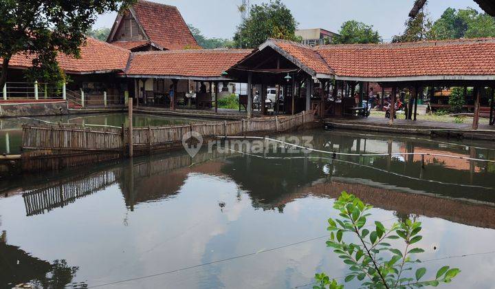 VILLA ADA KOLAM PEMANCINGAN COCOK UNTUK RESTO SAUNG DI BOGOR HITUNG TANAH 1