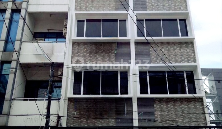 Price Drop!! 4-Story Shop House in a Strategic Location on Jl. Gunu G Sahari, Central Jakarta
