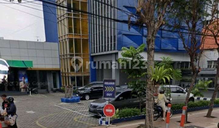 Heart of Surabaya City Commercial Area. In front of Plaza Surabaya 1