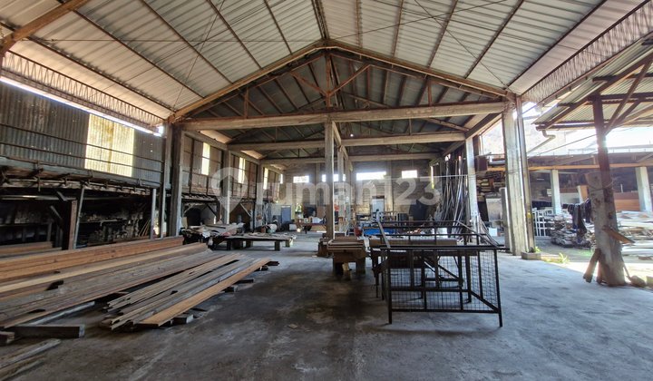 Gudang dan Toko Raya Kenjeran Gudang dan Toko Raya Kenjeran
