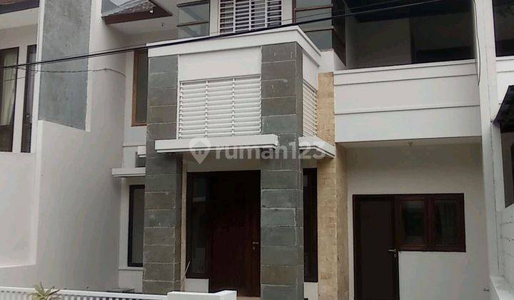 Rumah 2 Lantai Siap Huni Dekat Kampus.its Hangtuah 1