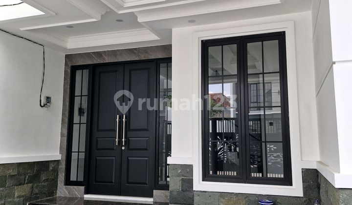 New Araya House Surabaya, American Style. 2