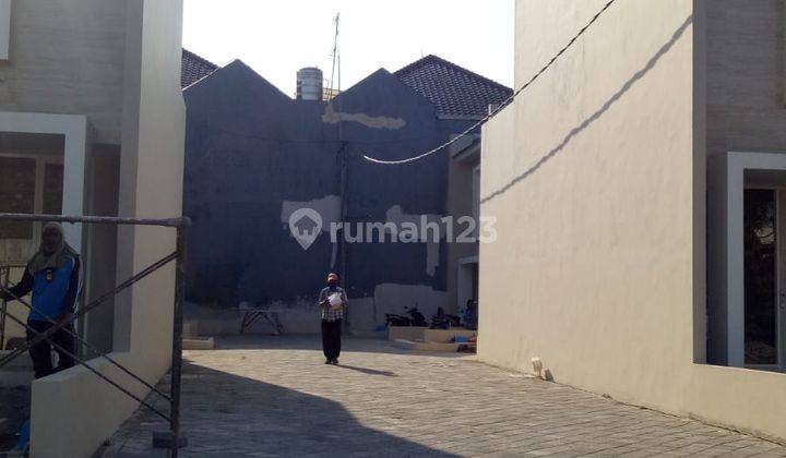 Dijual cepat rumah 2 lantai baru gress di Juanda Land  4