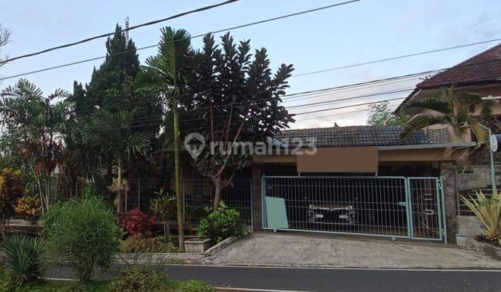 Rumah Berhalaman Luas di Daerah Buring Malang Gmk02260 1