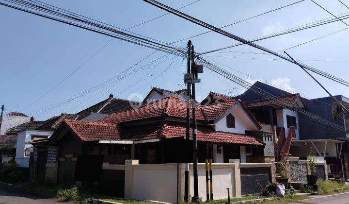 Rumah Model Etnik Jawa di Sulfat Blimbing Malang Gmk02185 1