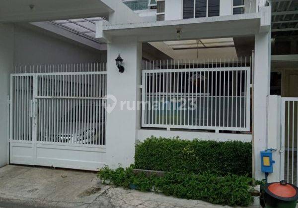 Rumah Bagus di Daerah Blimbing Malang Gmk01950 1