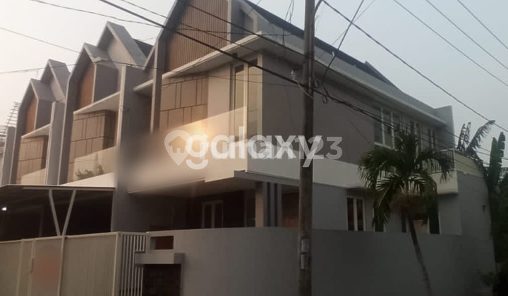 JUAL RUMAH MANYAR TIRTOYOSO NEW MEWAH 1