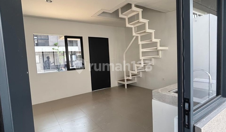 For Rent New House in Lippo Land 2