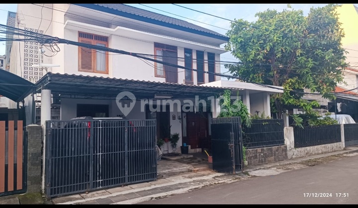 At Jusl Rumah Tmi. Meruya Ilir Garden