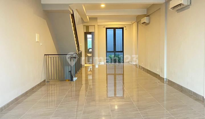 Ruko Beverly Square 2 Floors Pakuwon City Next to Hokky 2