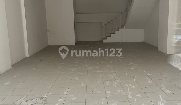 Ruko (Shop House) Educity Yale Pakuwon City