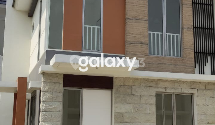 Rumah Greenland Residence Gresik A2 2 Lantai Hadap Selatan