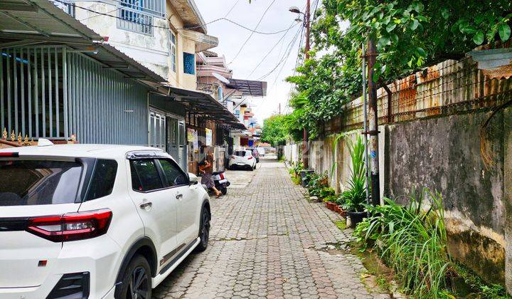 Rumah Dalam Komplek Daerah Krakatau 2