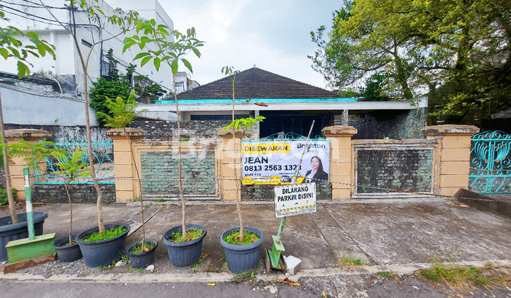 Rumah Bisnis Di Kawasan Super Ramai Babura 1