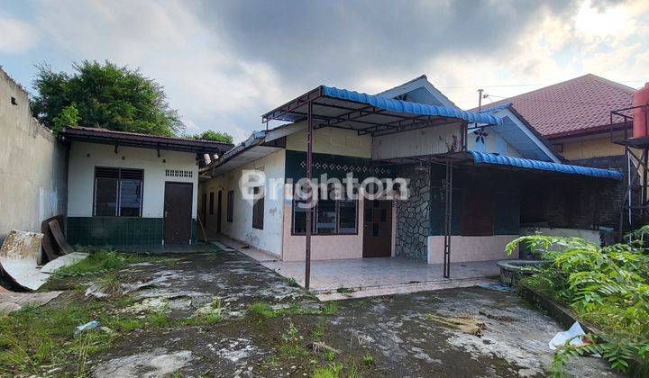 Rumah Luas dan Strategis di Inti Kota Medan daerah Ayahanda 2