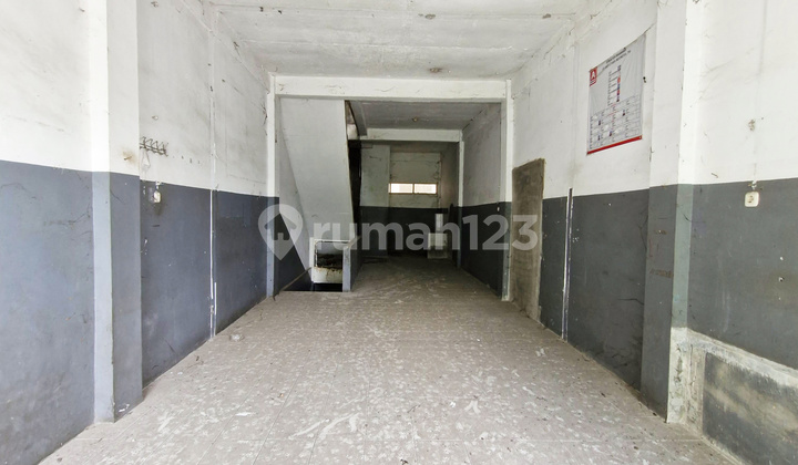 Super Strategic Business Shop House Near UMSU Major University 2