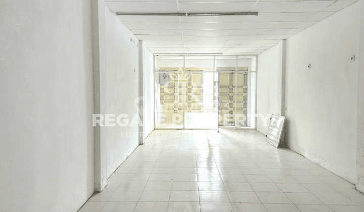 Ruko Bisnis Di Komplek Jati Junction 2