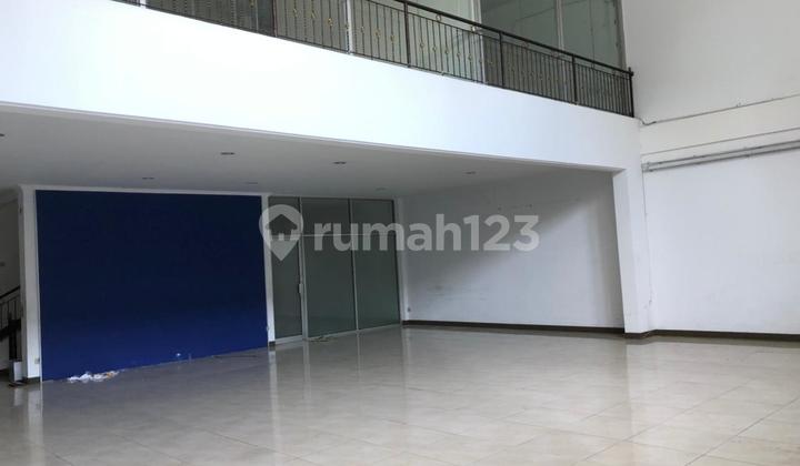 Dijual Ex Showroom 3 Lantai di Jl. Setiabudi Luas 910 M2 Bandung Jawa Barat 2