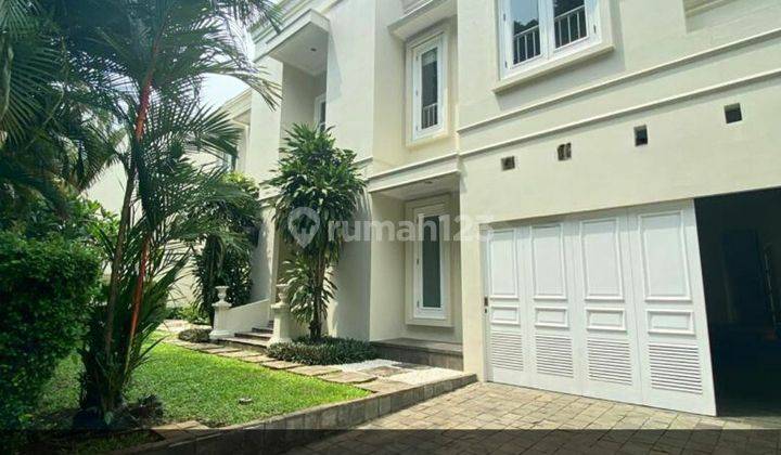 Spacious 5 Bedrooms with Garden and Swimming Pool in Pondok Indah 2