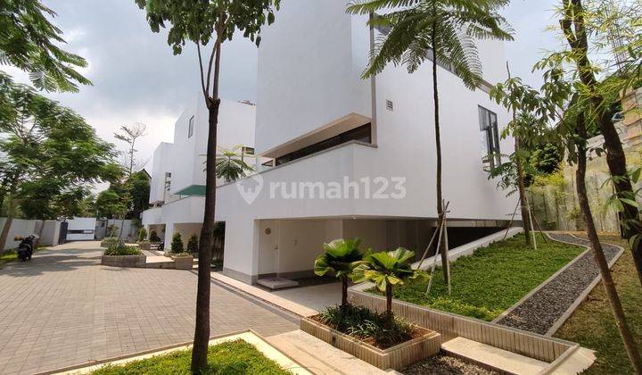 Townhouse Near To Nas School, Modern One Gate Houses 1