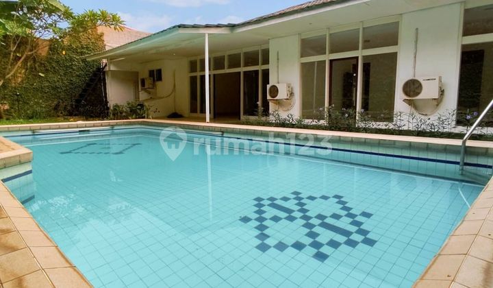 360Juta Nego, Rumah 1 Lantai Lokasi Kemang bisa Buat Office 360Juta Nego, Rumah 1 Lantai Lokasi Kemang bisa Buat Office