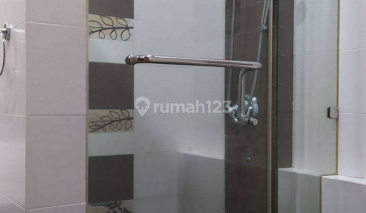 Rumah Mewah Pondok Indah 5 Kamar, Dekat Sekolah JIS 2