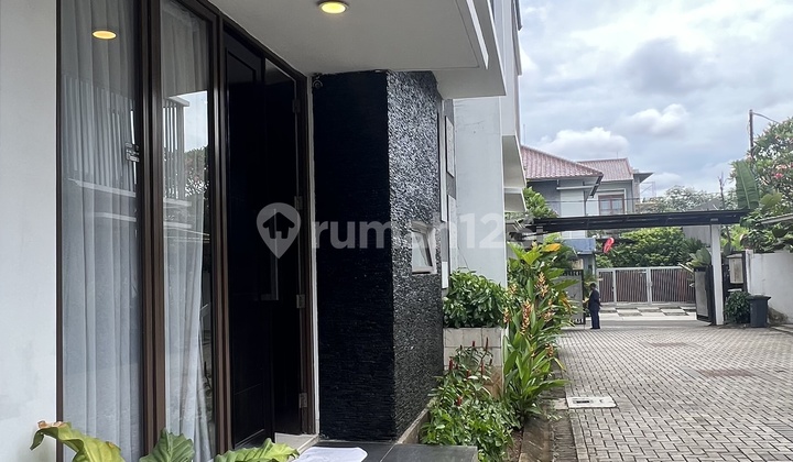 Townhouse Fully Furnished And Negotiable Price